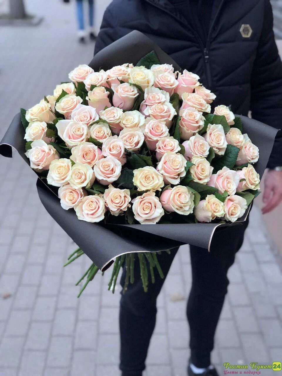 Доставка цветов роз заказать. Розы «Талея».