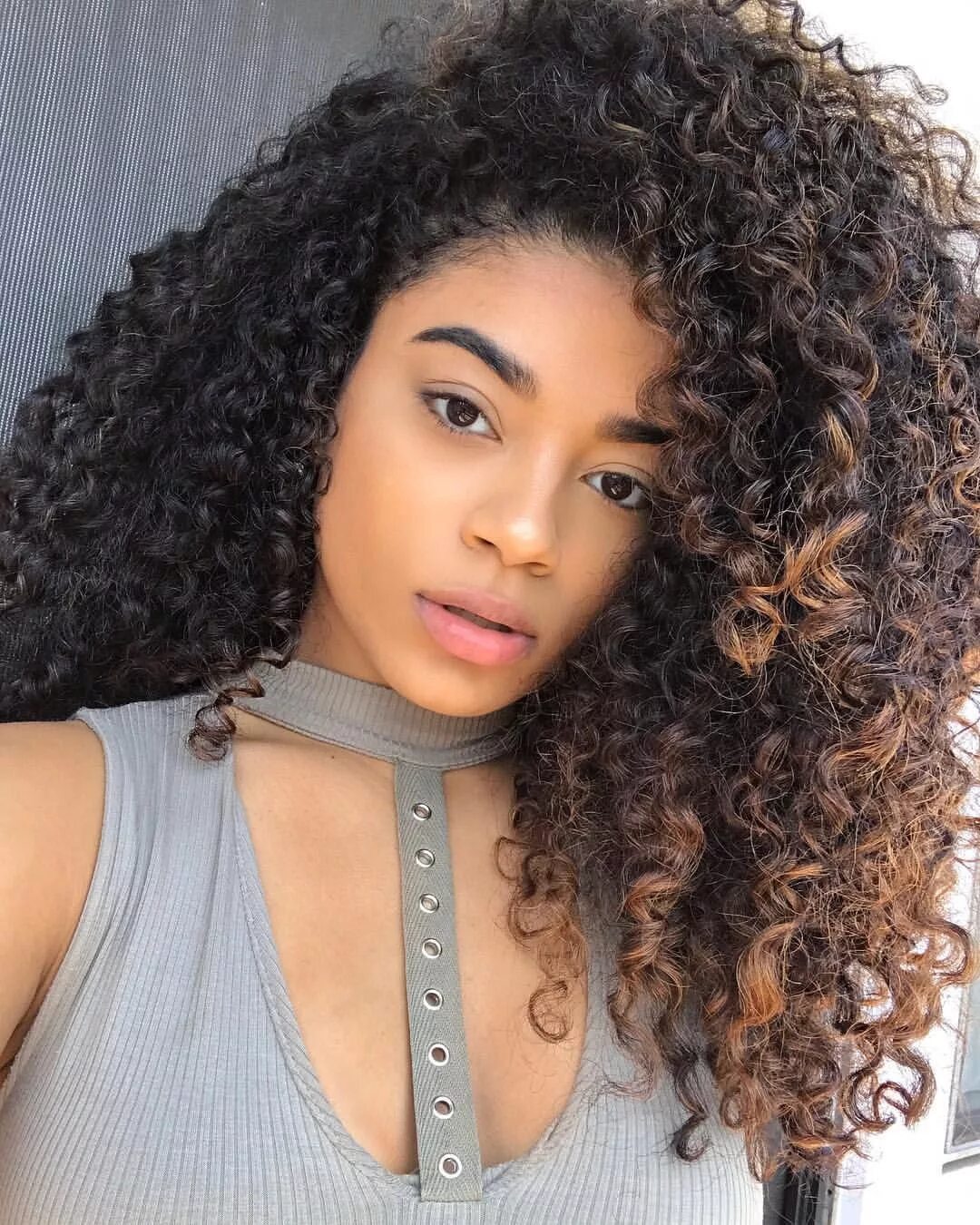 Skinny curly. Афролоконы рыжие. Skinny curly. Афро на светлые волосы. Кудри химка.
