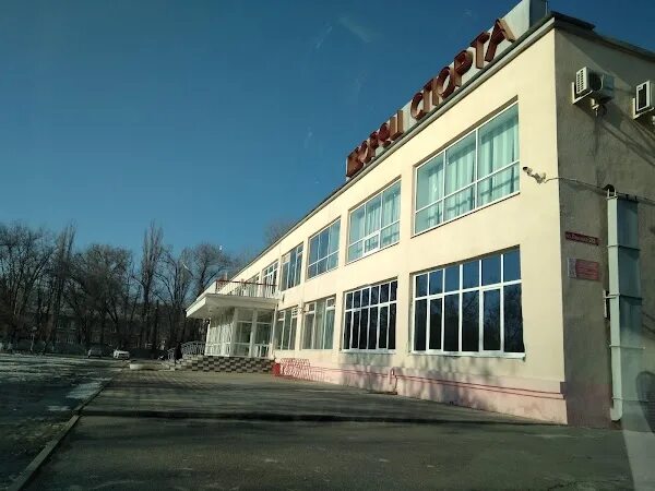 Дворец спорта таганрог. Дворец спорта таганрог. Таганрог красный котельщик бассейн. Таганрог ул ленина 212. Дворец спорта красный гидропресс таганрог.