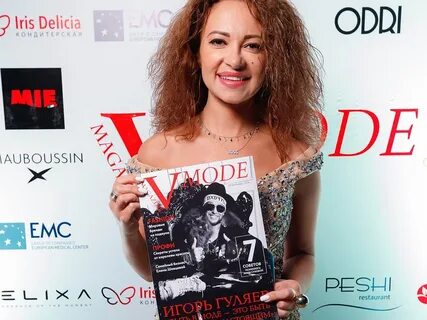 Vmode Magazine - новый ориентир в мире моды и стиля. 