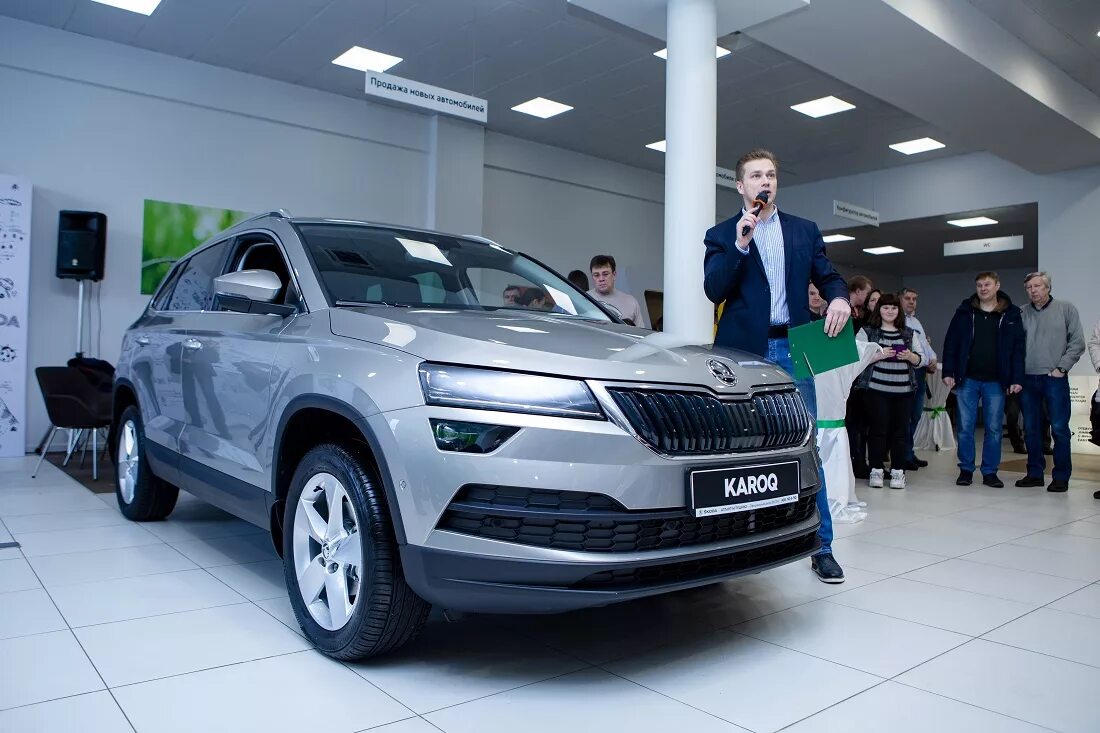 Купить шкода в москве цена. Шкода Атлант. Skoda Karoq 2018. Шкода Карок Актив. Атлант м Тушино 2022.