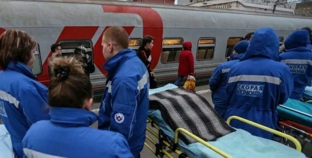 Мемы про ржд. Семейный вагон ржд. Поезда для детей. Дети отравились в поезде. Мурманск адлер.