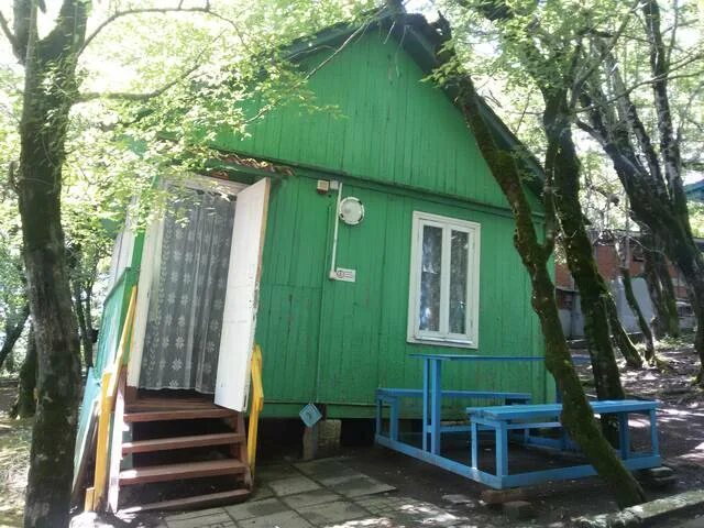 Инал 6 участок. Инал 6 участок. База отдыха волна инал. Инал 6 участок. Бухта инал база лесная.