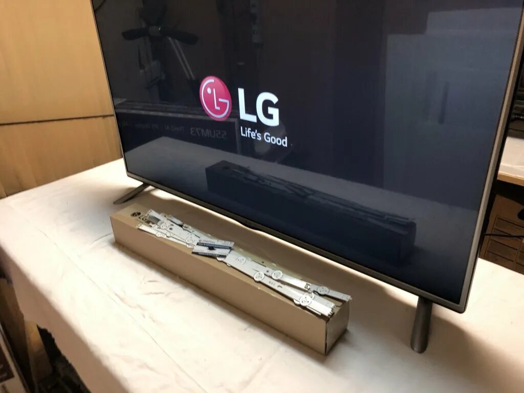 Разборка телевизора lg. Телевизор LG 49lf640v. Телевизор LG 55lf640v. Телевизор LG 49lf640v моргает экран.