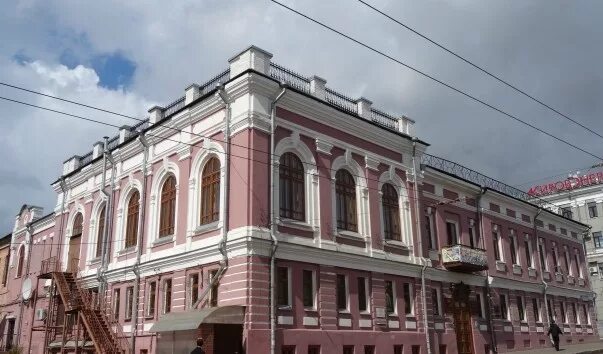 Ул. Спасская улица 19/9 ульяновск. Дом купца прозорова киров. Ул спасская 34. Ул спасская 34.
