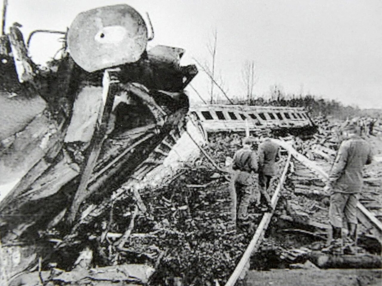 3 июня 1989. Катастрофа Аша Улу-Теляк 1989. Улу Теляк Железнодорожная катастрофа. Железнодорожная катастрофа Аша Улу Теляк 1989. Аша Улу-Теляк катастрофа.