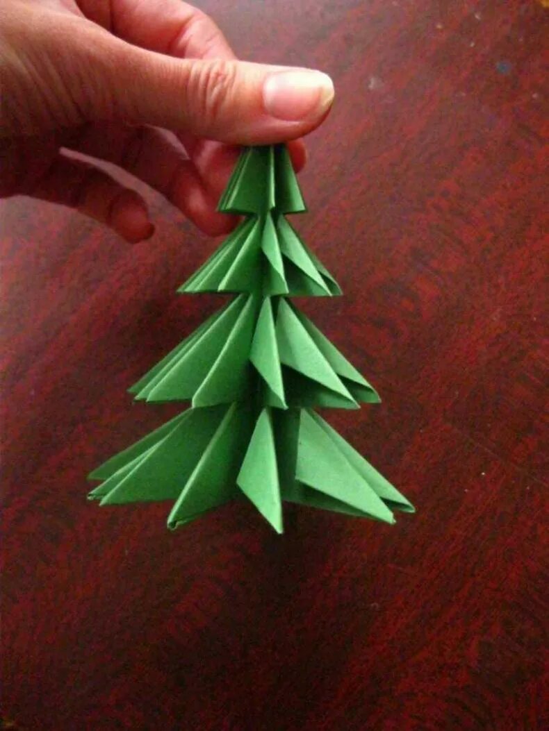 Елка оригами из бумаги. Елка оригами. елочка оригами из бумаги. елка из бумажных листочков. объемная елка оригами.