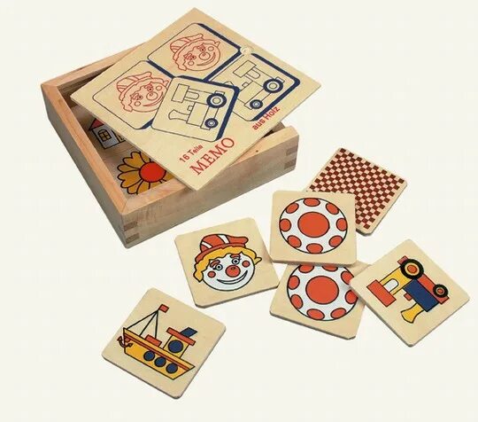 настольная игра pexeso. парные карточки для детей. найди пару деревянные. настольные игры из дерева. деревянные кубики для раскрашивания игра.