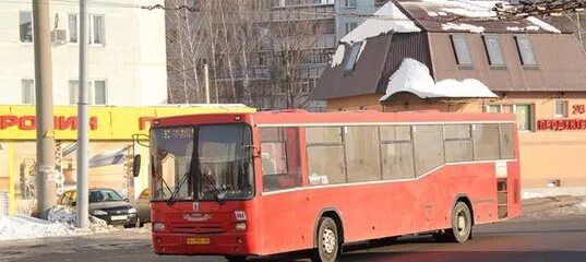 Автобус красное орехово. Красный автобус Казань. 18 Автобус Казань. 37 Автобус Казань.