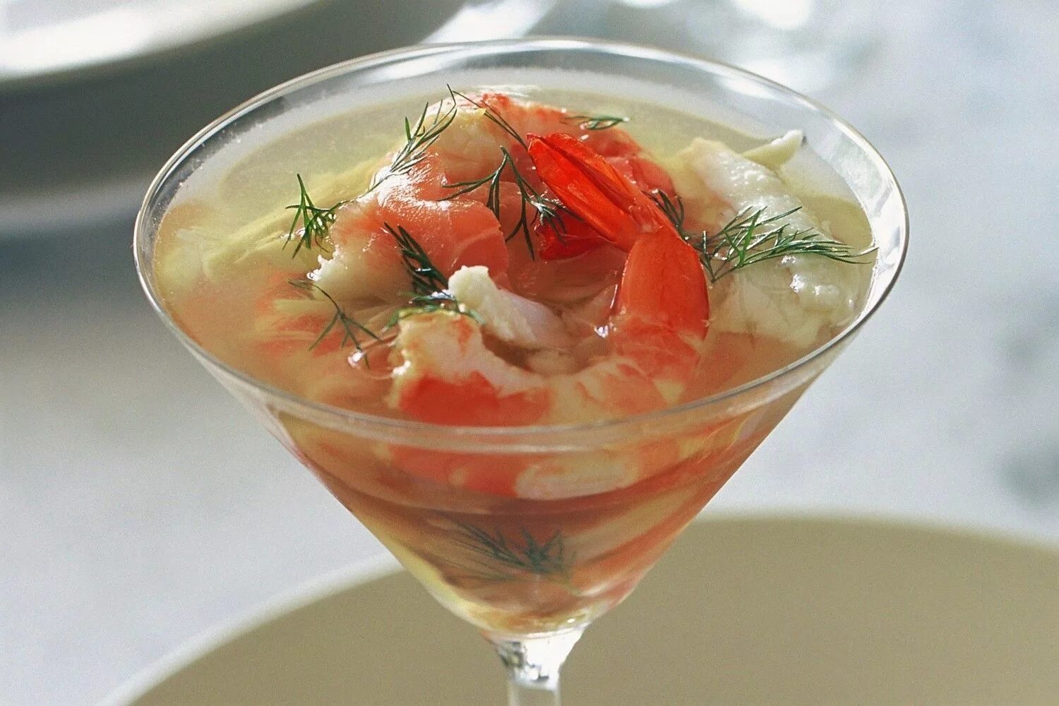 Креветки заливные. Заливное из креветок. Заливное с креветками. Заливное с креветками. Заливное из рыбы и креветок.