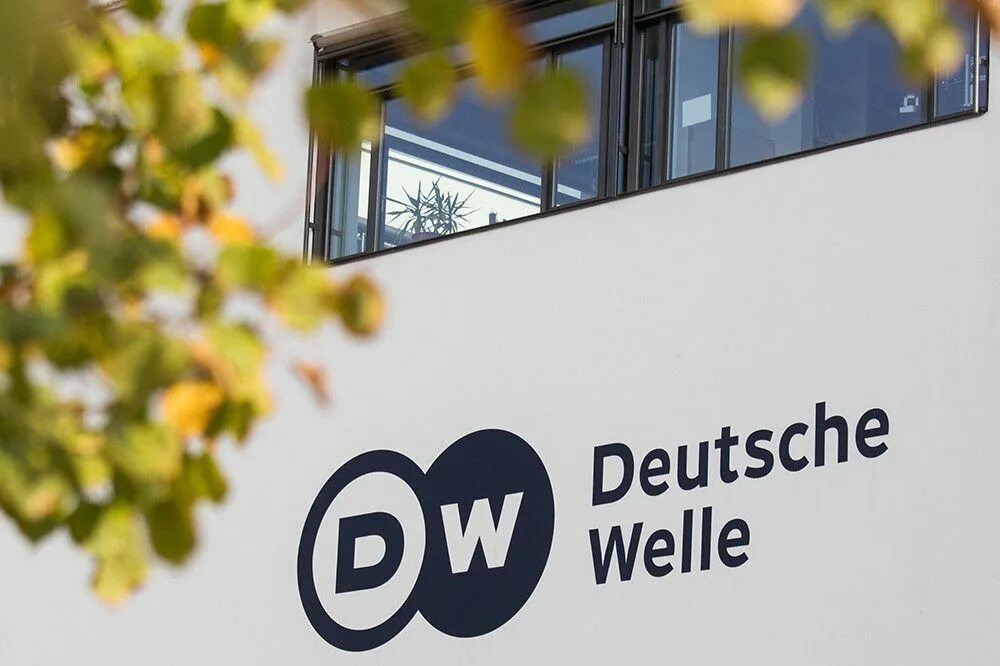 Dw логотип. Dw логотип. Издание deutsche welle. Deutsche welle на русском. Deutsche welle телеканал.