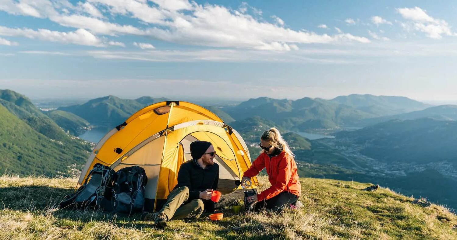 Рейтинг палаток туристических на 3 человека. Палатка Ronin Camp. The North face Eco Trail 3 палатка. Камп Камп Холидей. Палатка the North face Eco Trail 2.