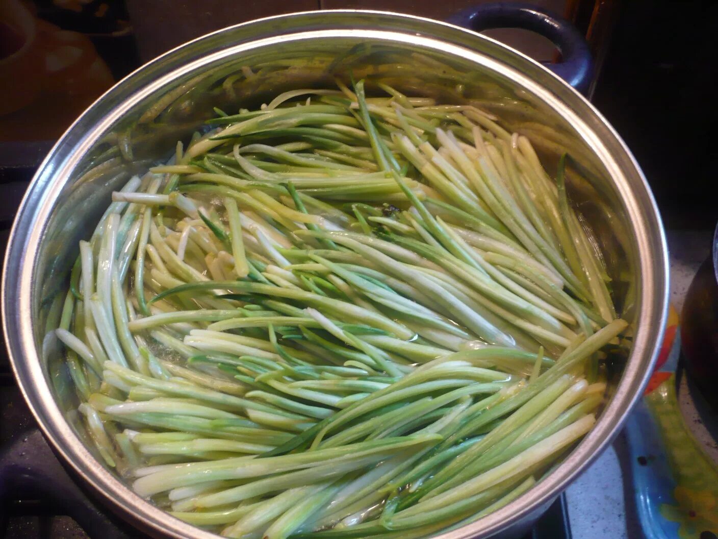 черемша маринованная рецепты приготовления. заготовка черемши впрок. черемша маринованная рецепты приготовления. черемша в маринаде. черемша.