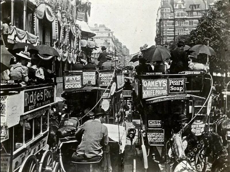 1900 секунд. Лондон 1900г. Пикадилли 1900г. Лондон 1900 год. Улицы Англии 1900 годов.