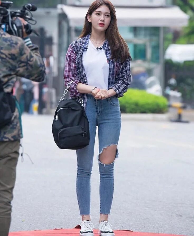 Чон соми. Somi. Jeon somi фигура. Jeon somi рост. Jeon somi фигура.