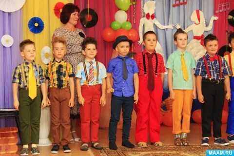 Стиляги мальчики в саду