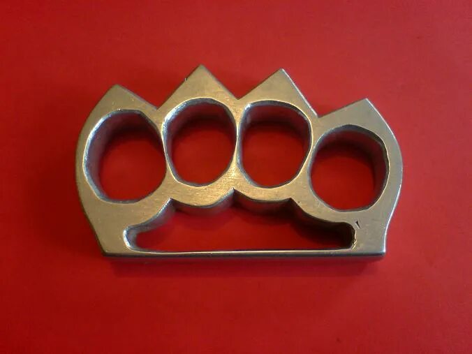 Knuckle duster