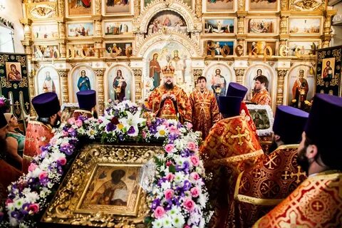 Зерноград храм