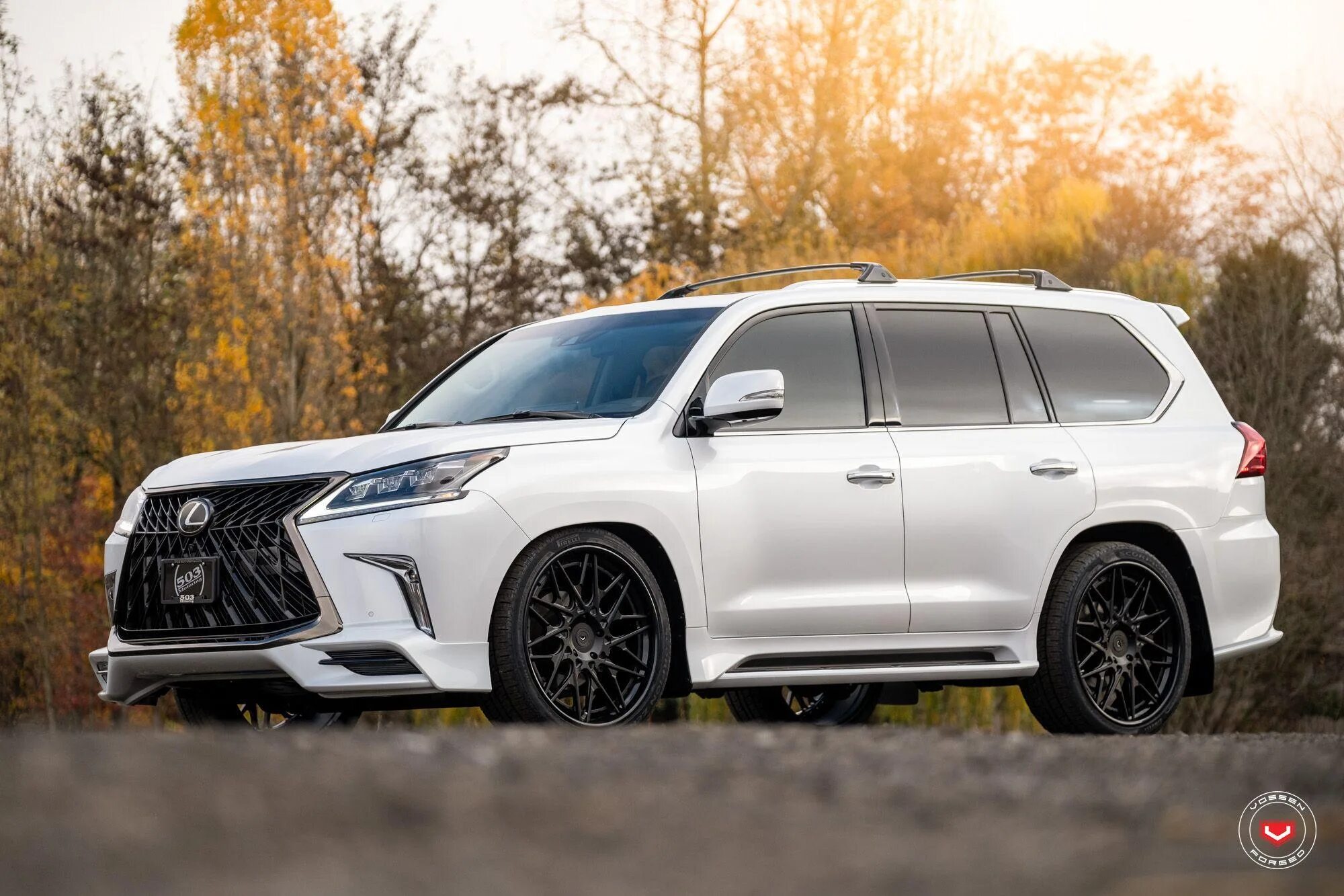 Tune 570. Лексус LX 570 белый. Лексус ЛХ 570 белый. Лексус GX 570. Lexus LX 570 2017 белый.