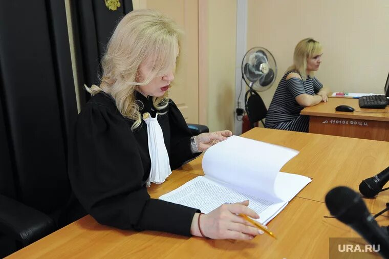 Повышение зарплаты судьям последние новости