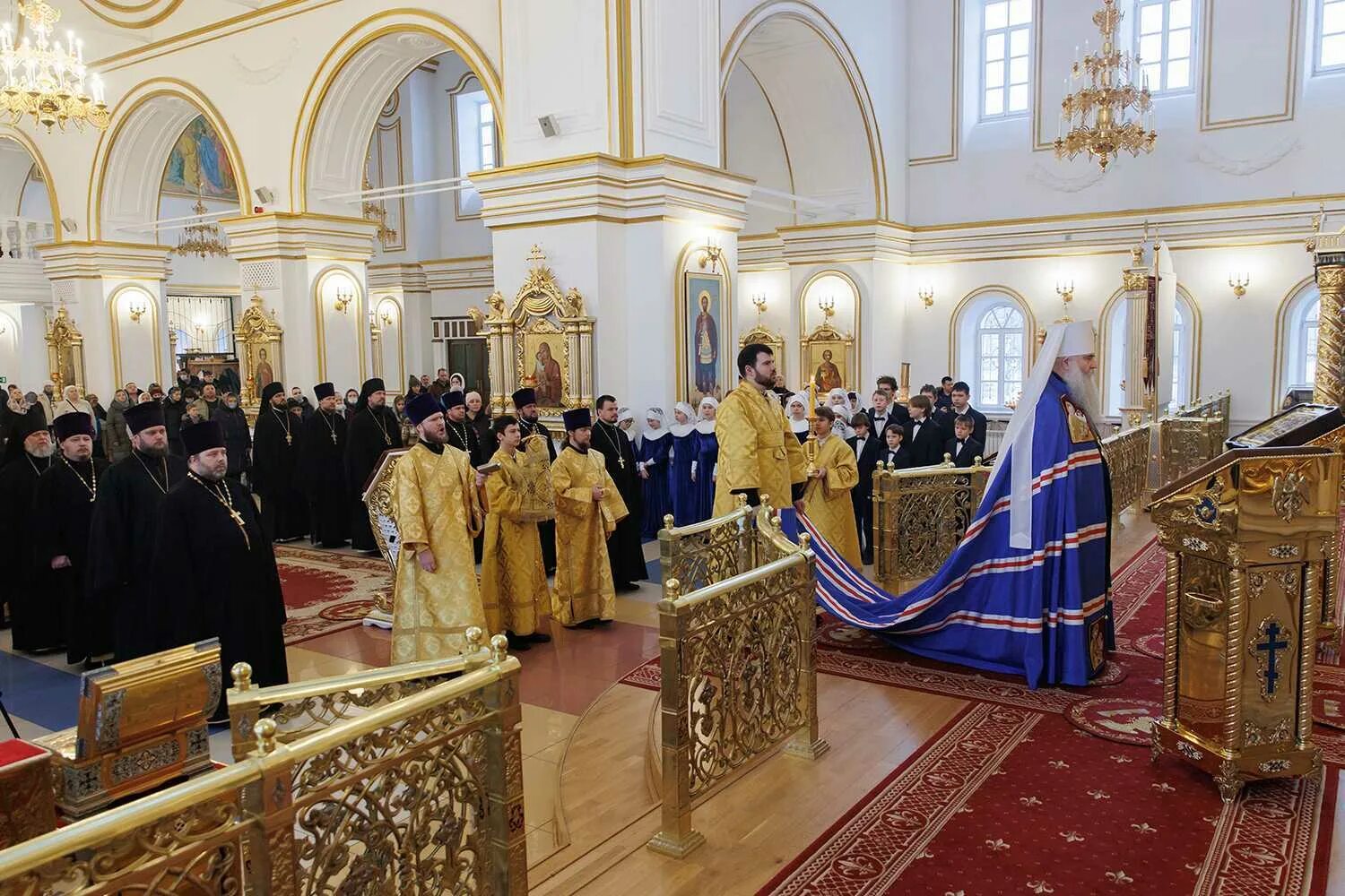 Служба 4 декабря. Церковь Сошествия Святого духа на апостолов Симбирская епархия РПЦ.