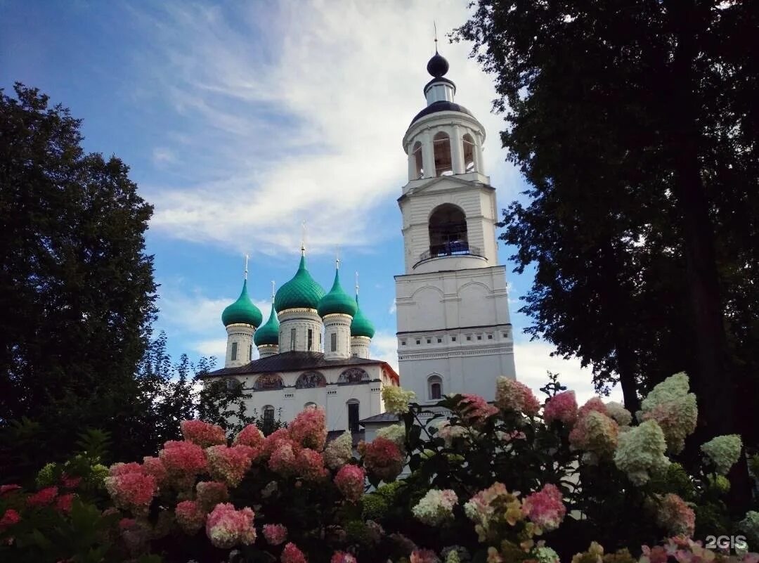 Свято введенский женский монастырь ярославль. Свято-Введенский Толгский женский монастырь. Толгский монастырь Ярославль. Свято-Введенский Толгский монастырь в Ярославле. Толга монастырь Ярославль.