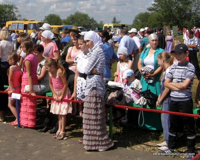 Погода в верхней елюзани. Сабантуй село средняя Елюзань. Сабантуй 2012. Село нижняя Елюзань Пензенская область. Средняя Елюзань Пензенская область достопримечательности.