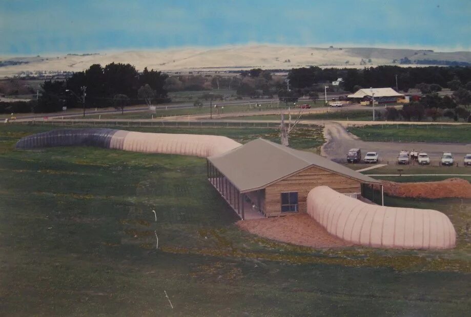 Линейка для прыжков в длину polanik. Чертово колесо в самаре парк гагарина. Категории минимумов для захода на посадку. Меры длины 2 класс таблица. Самая высокая статуя в россии высота.