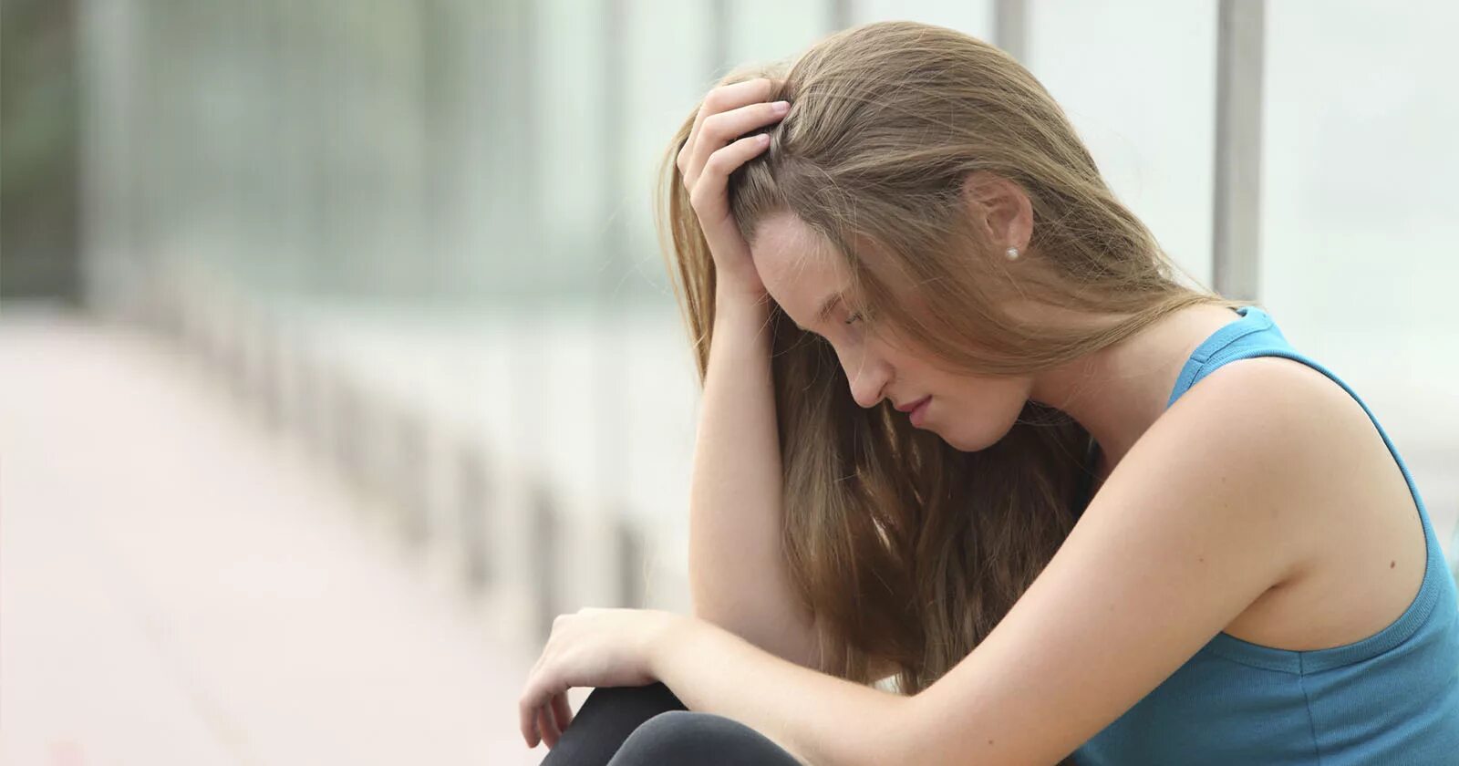 юношеский возраст женщины. современная молодежь. депрессия. подростки и родители. юношеский возраст женщины.