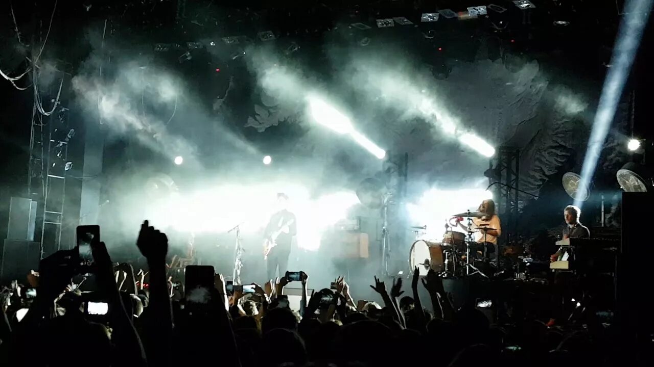 Kaleo no good. Калео группа. kaleo концерт. kaleo солист.