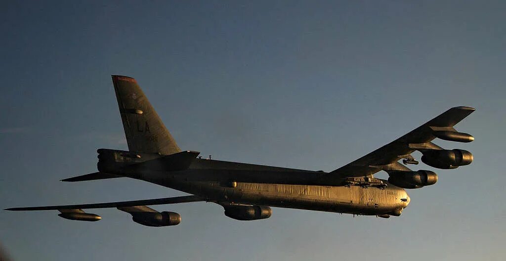 B 52h. B-52h ВВС США. B-52h Stratofortress. B-52 Stratofortress. Б 52 Стратофортресс.