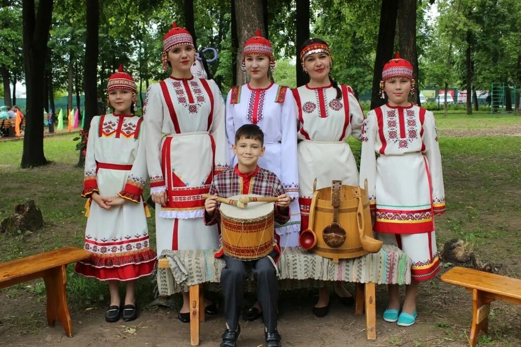 Чуваши современные. Чувашская Республика Чувашия. Чувашский праздник в детском саду. Чувашский Наряды Республики.