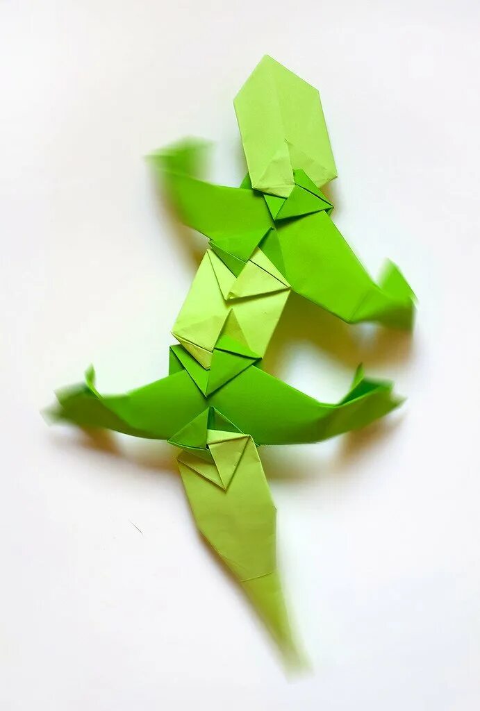 Оригами. Подвижное оригами. Игрушки из оригами. Оригами из бумаги движущиеся.