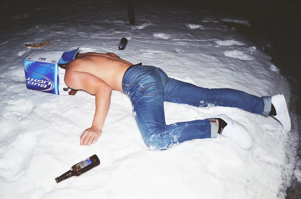 Алкаши зимой. Дима смолин. Алкаши зимой. Алкаши зимой. Алкаши зимой.