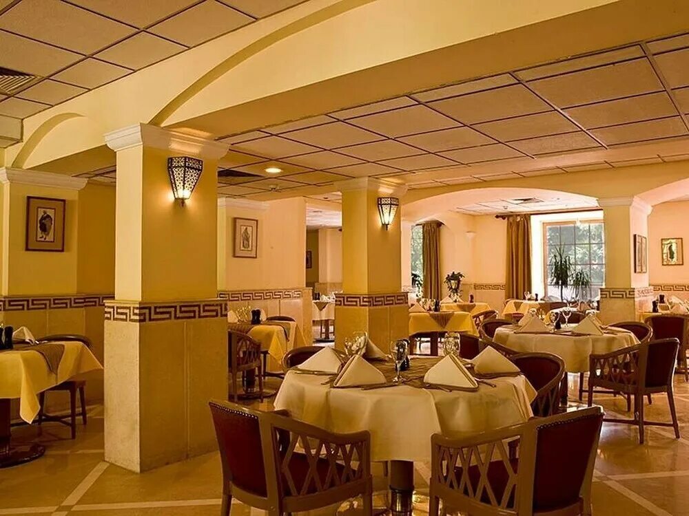 Pickalbatros dana beach resort 5. Sentido mamlouk palace хургада. Сахл хашиш хургада. Albatros dana beach 5 хургада. Ресторан гавана хургада.