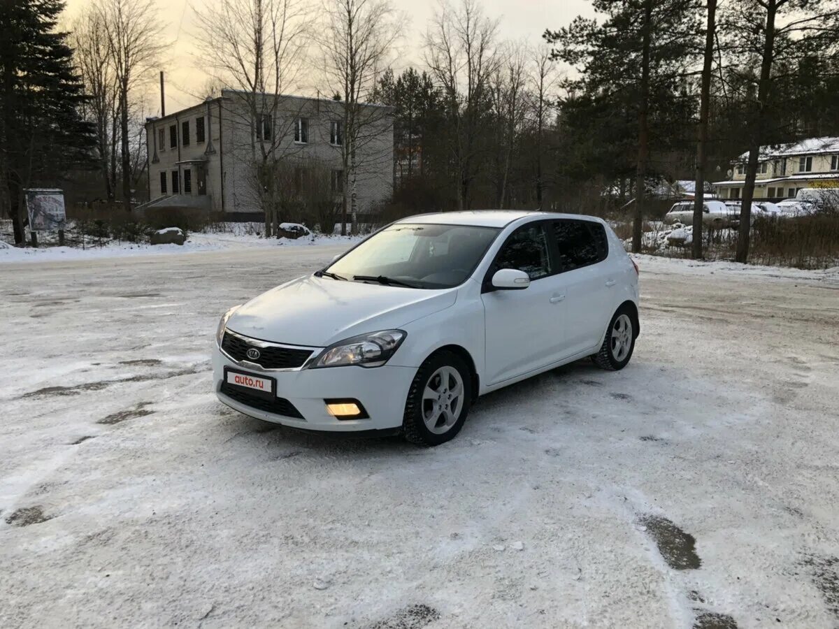 Киа СИД белый 2013 года зимой. Kia cee'd, 2013г. Kia cee'd, 2014 авто ру зима. СИД 11 года планшет. Киа сид 11 год