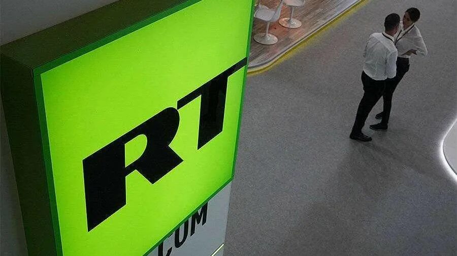 Rt show. RT. RT канал. Британский медиарегулятор Ofcom. Раша Тудей логотип.