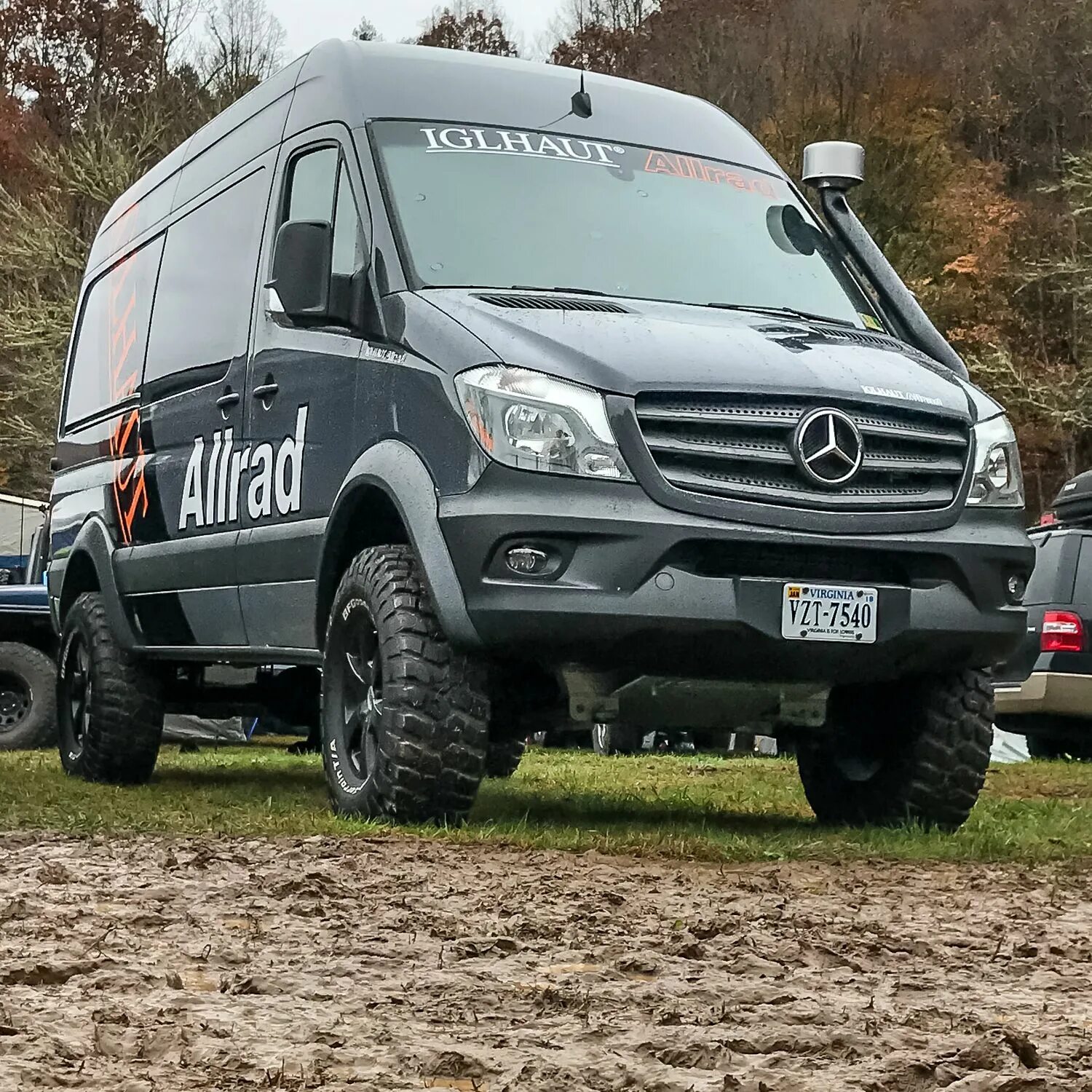 Мерседес спринтер 4. Mercedes-Benz Sprinter 4х4. Мерседес Спринтер 4х4. Mercedes Sprinter 4 4. Mercedes Sprinter 4x4.