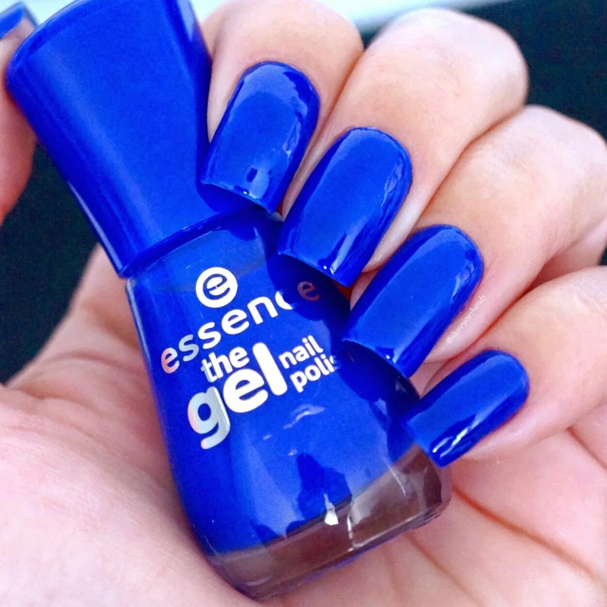 Blue Nails For Hannah Baker 13 Reasons Why POPSUGAR Beauty Blue nails, Nails, Fu