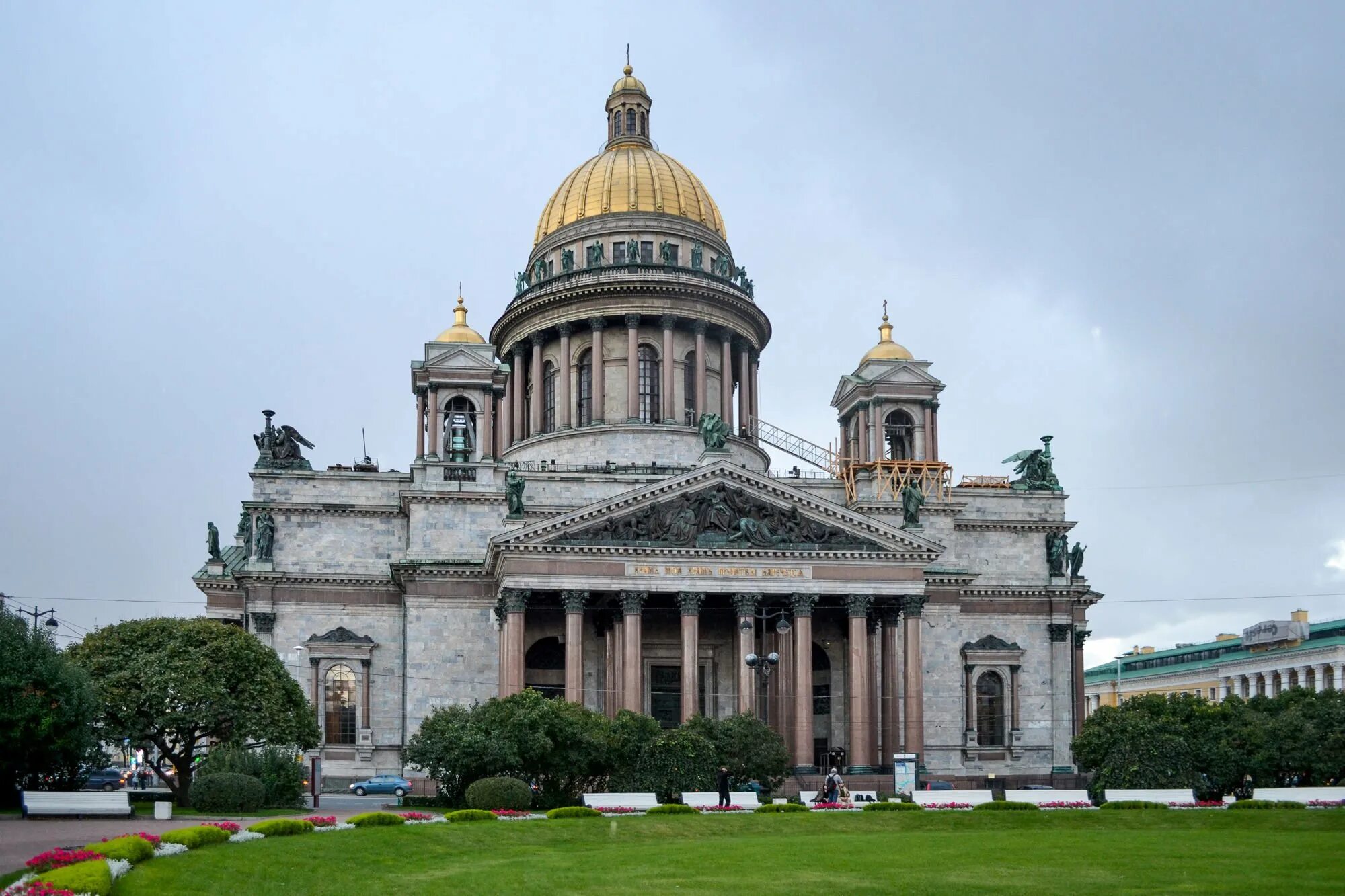 Спб самый большой. Исаакиевский собор Питер. Храм Исаакия Далматского в Петербурге. Собор в Питере Казанский и Исаакиевский соборы. Государственный музей памятник Исаакиевский собор, Санкт-Петербург.