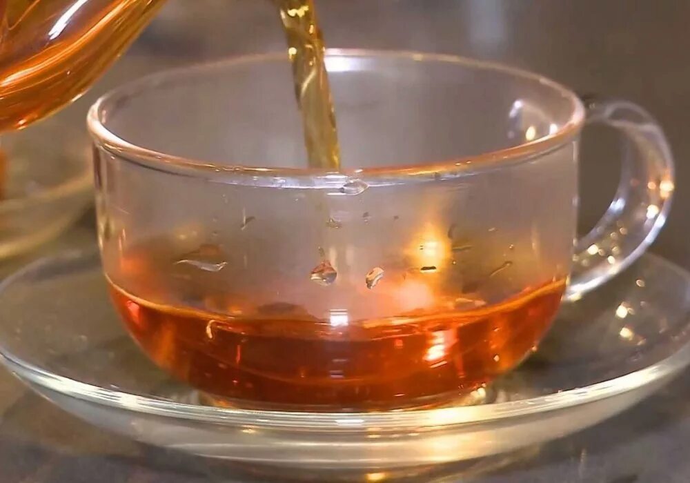 Шай ю шай. Шай. rooibos tea цвет. чай с ройбуш лимон. пиала с горячим чаем.