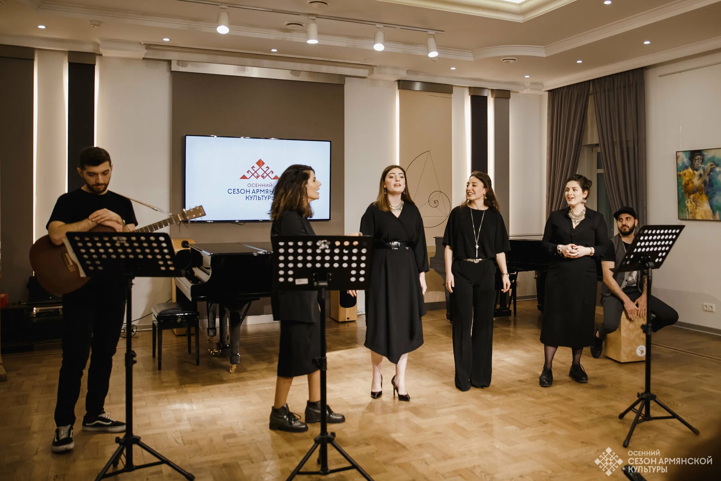 Русско армянский голосовой. Преподаватель голоса армянка. Армянский голос 2017г. Аствацатур тер-Товмасянц, "голос Армении". Два начала. Концерт русской и армянской музыки».