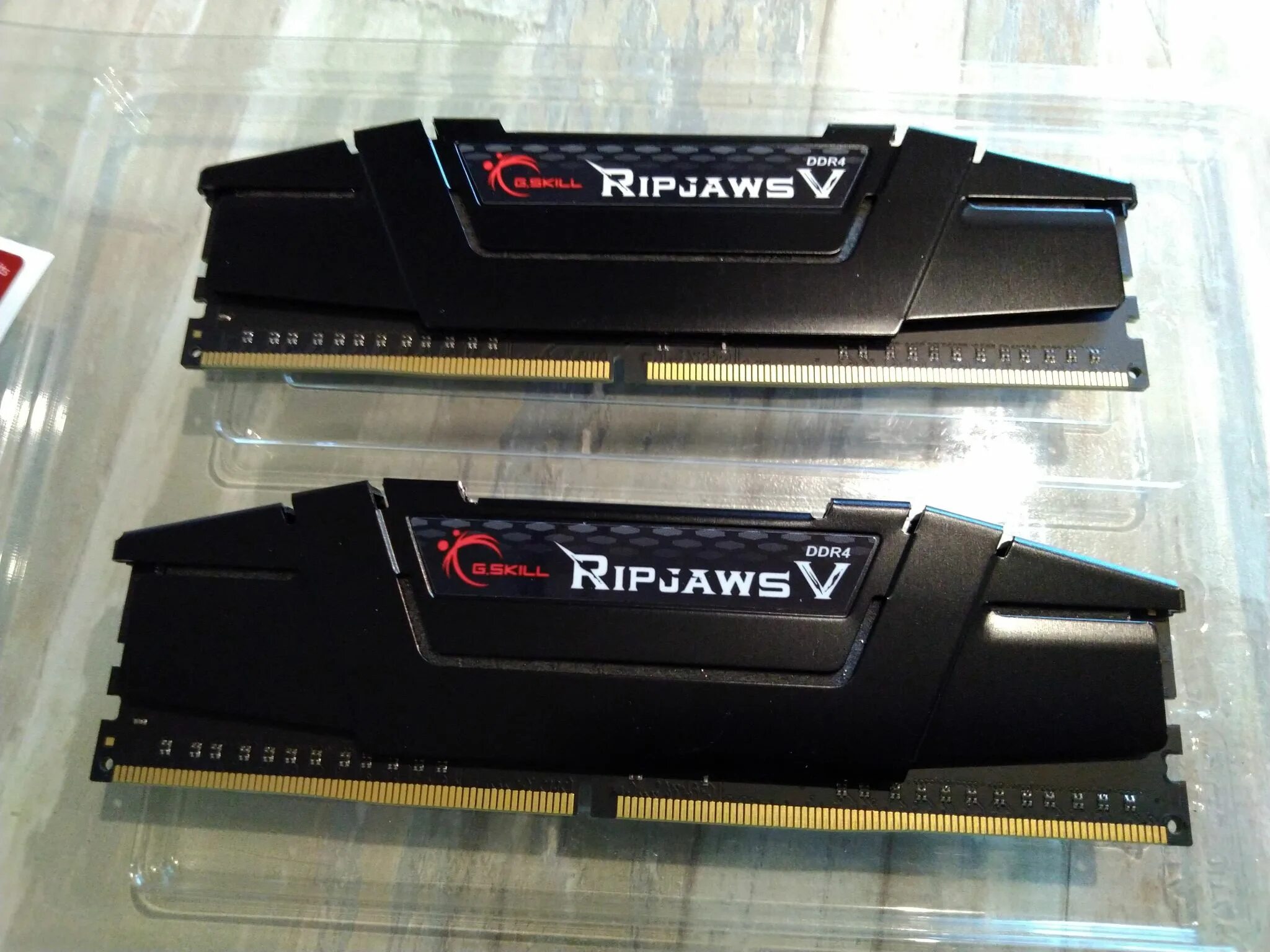 Память g skill ripjaws v. G.skill Ripjaws v 16gb ddr4 16gvgb Kit. G.skill ddr4 16gb 4000mhz Ripjaws v Black. G skill 16gb ddr4 16gvk Kit 3200. G.skill Ripjaws v, ddr4, 16 GB, 4000 MHZ.