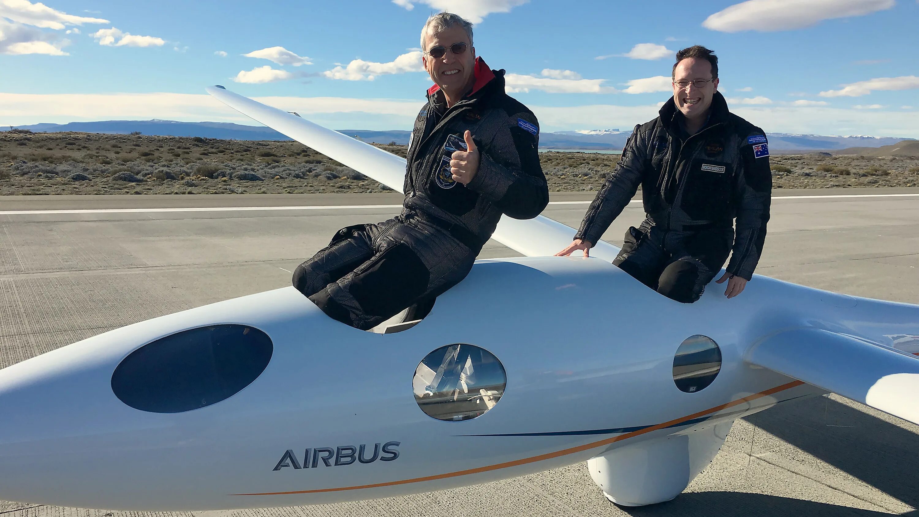 Планер perlan mission ii. Кирилл валентинович шимко. Сергей агаджанян самолет. Халк сергей агаджанян самолёт. Мировой рекорд летал компани.