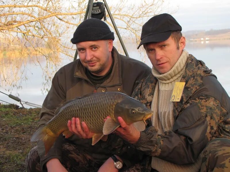 Стадион рыбалка курск сектора. Курский карповый клуб. Рыбалка курская область. Рыбалка курск. Курск рыбалка в разиньково.