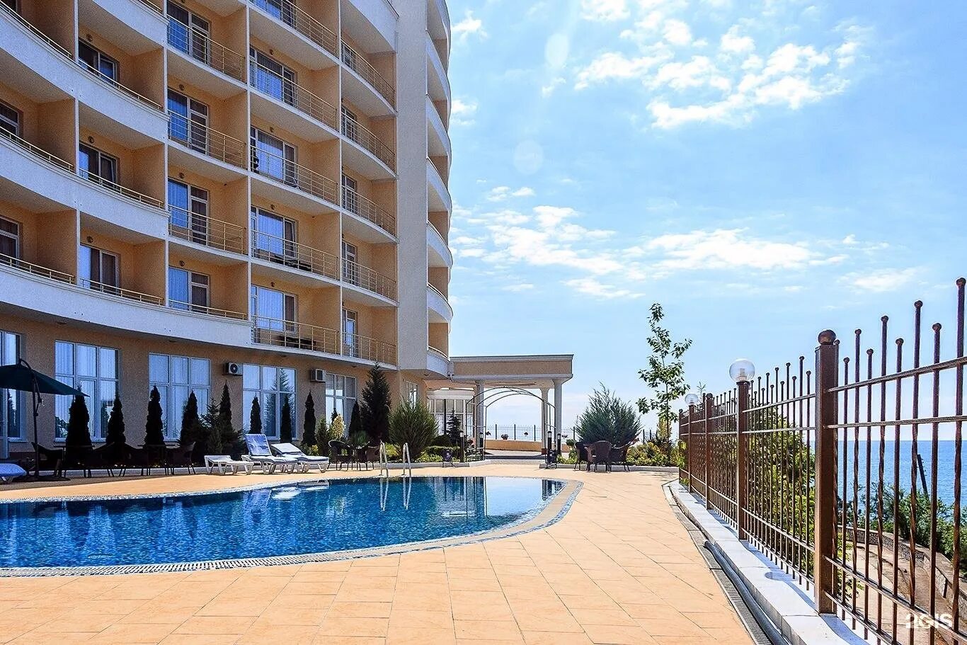 Панорама: Бартон Парк, гостиница, Перекопская ул., 6, Алушта - Яндекс Карты