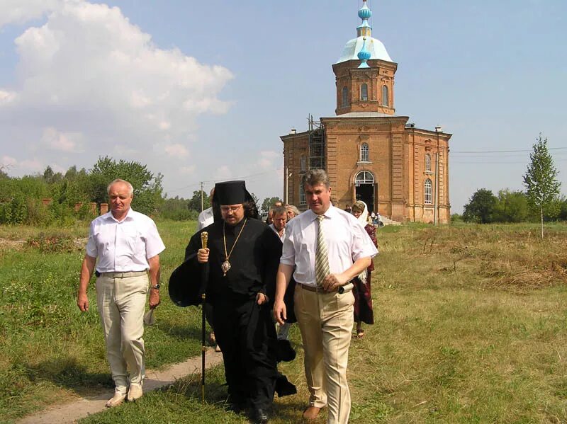 Село ворожба. Село ворожба. Ворожба сумская область. Ворожба архитектура. Юнаковка церковь.