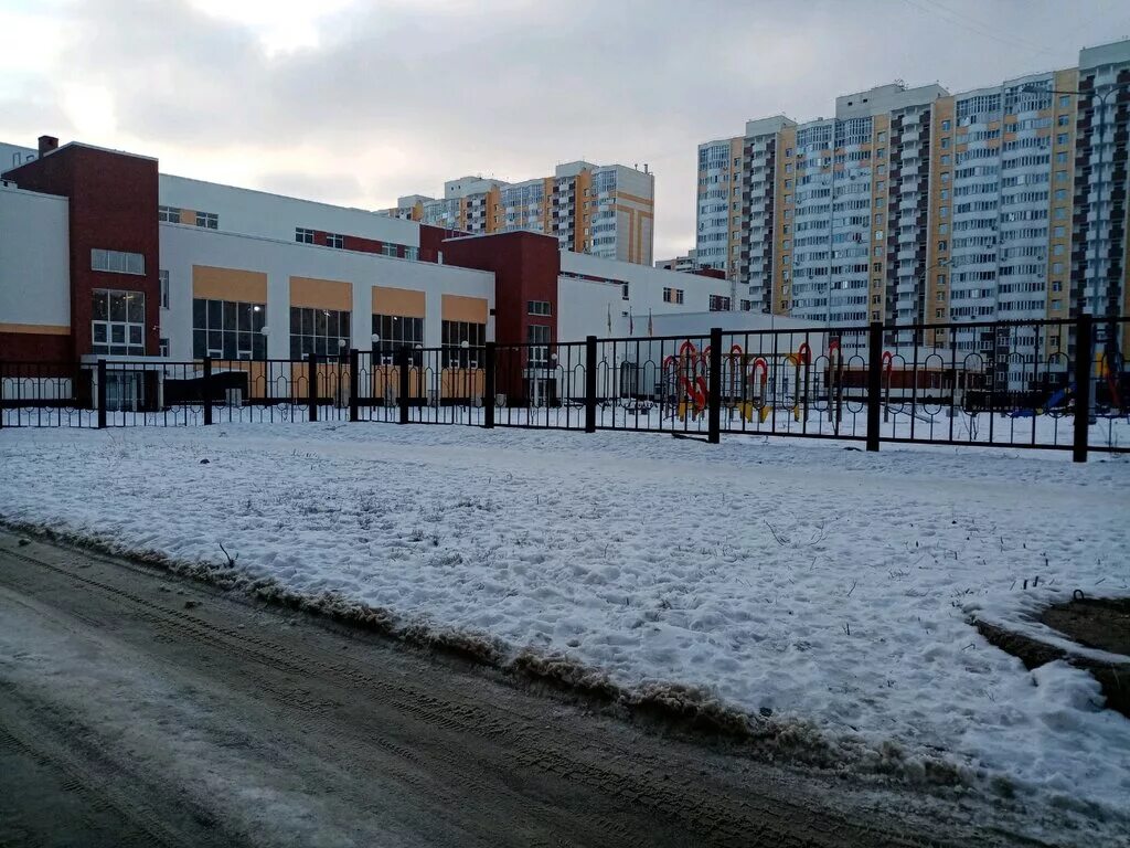 Школа 87 оренбург. Директор школы 88 оренбург. Школа 88 оренбург. Школа 86 оренбург холл. 88 школа оренбург логотип.