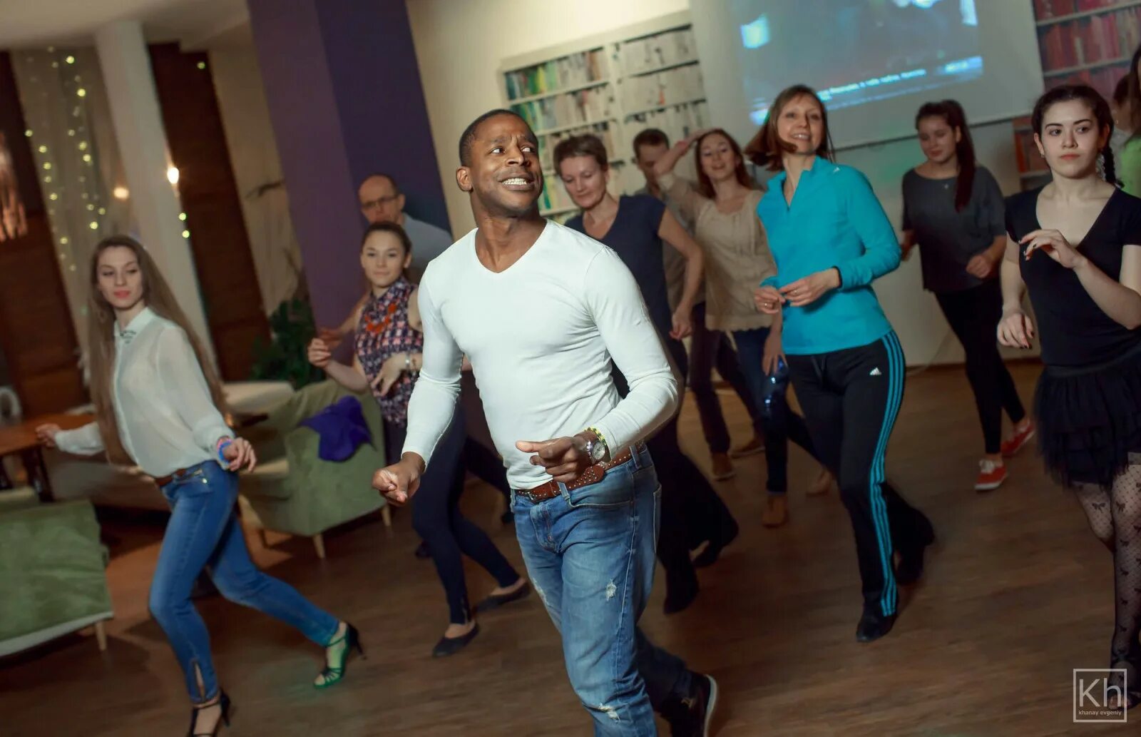 Клуб латина. Клуб латина. Латина клуб. Клуб латина. Объявляем набор в группы латина.