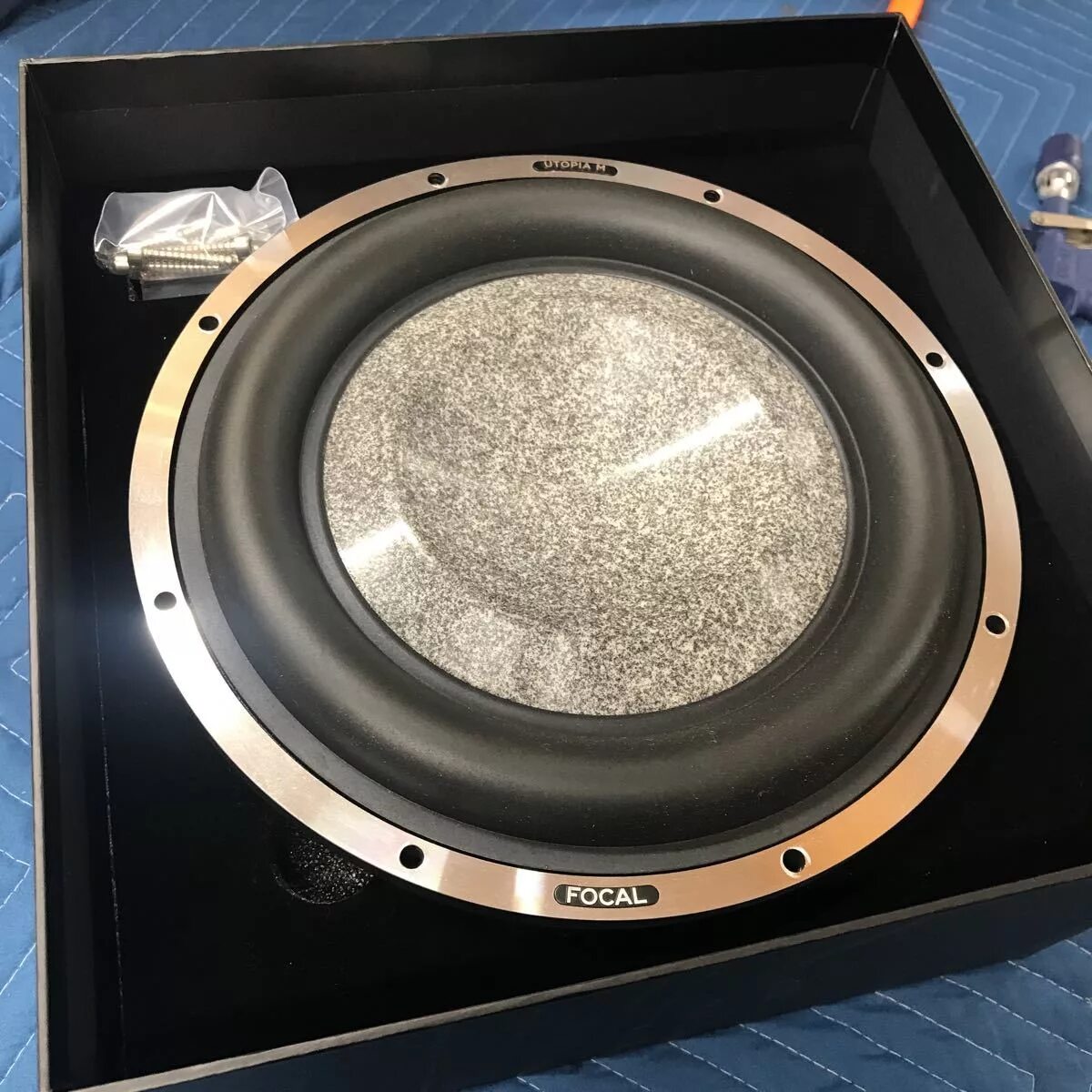 Focal sub10wm utopia be m. Focal sub12 dual. Focal sub 10. Сабвуфер фокал. Focal sub 10 slim короб.